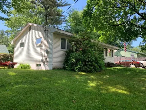 6 Hanson Drive Topsham ME 04086