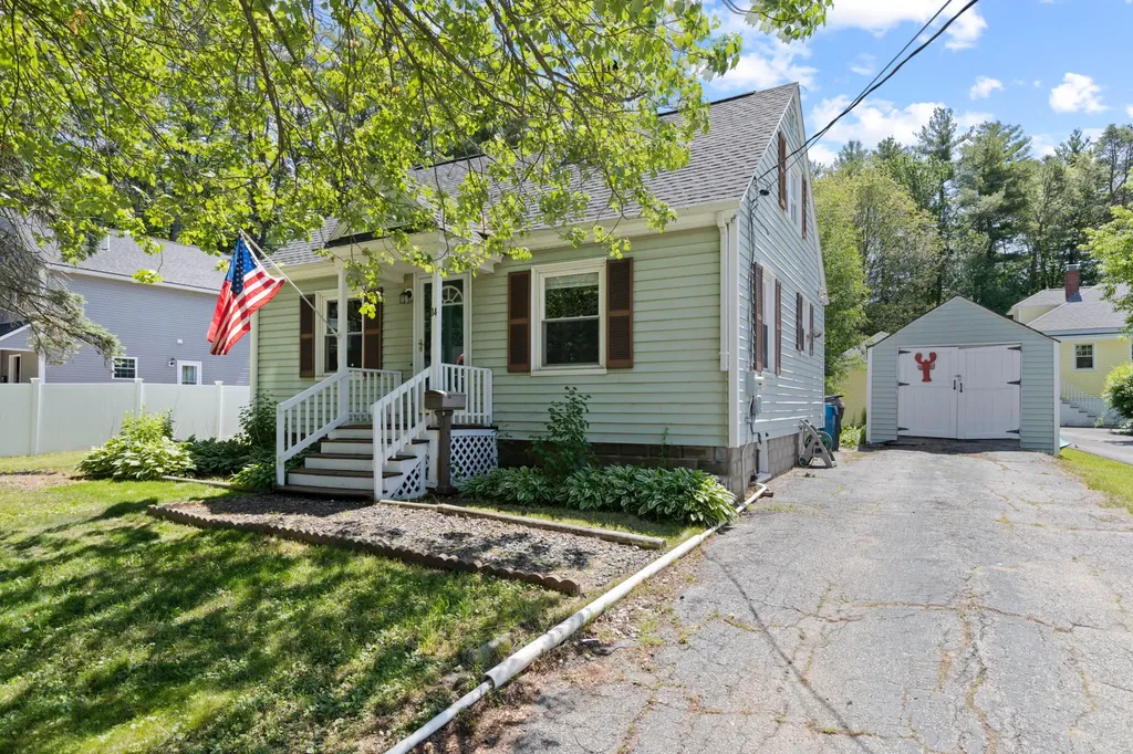 14 Castine Avenue Portland ME 04103