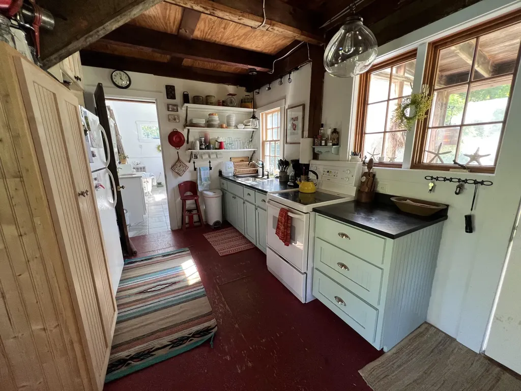 527 Hiltons Lane Wells ME 04090