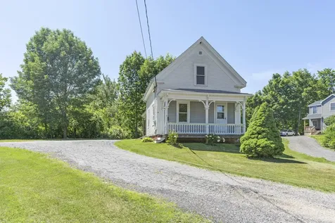 2 Huntington Lane Richmond ME 04357
