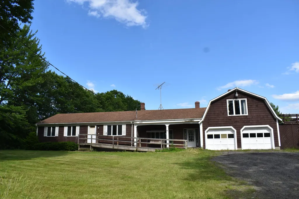 26 Tillson Road Monmouth ME 04259