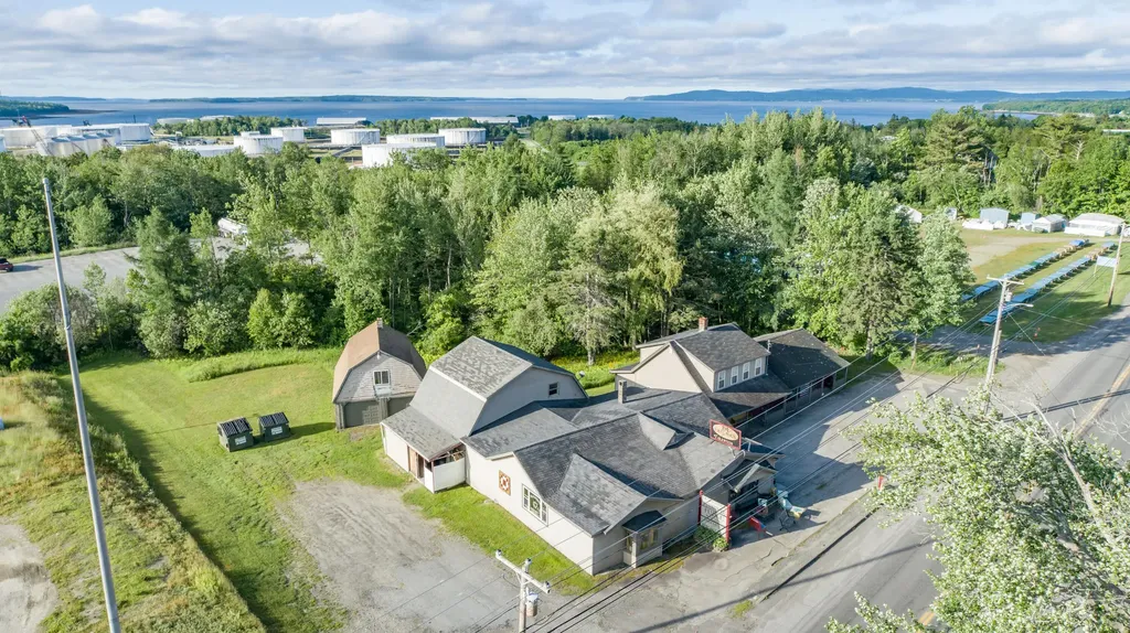 191 E Main Street Searsport ME 04974