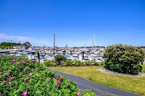148 Breakwater Drive South Portland ME 04106