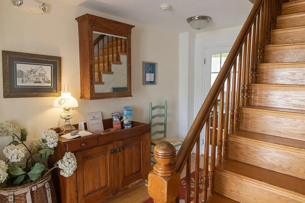 16 Pleasant Street Rockland ME 04841