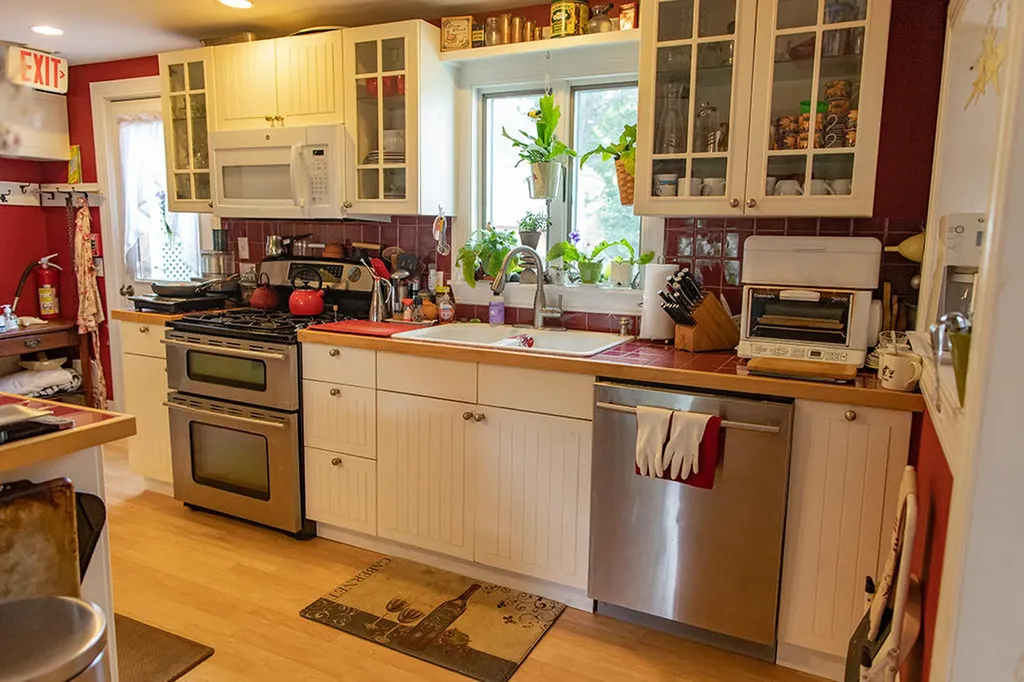 16 Pleasant Street Rockland ME 04841