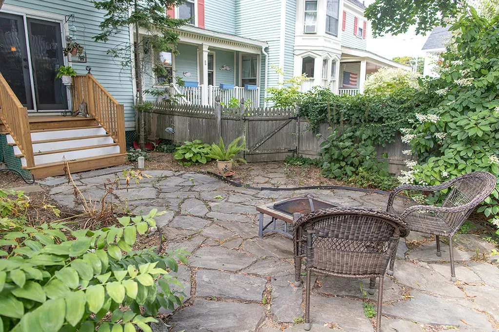 16 Pleasant Street Rockland ME 04841