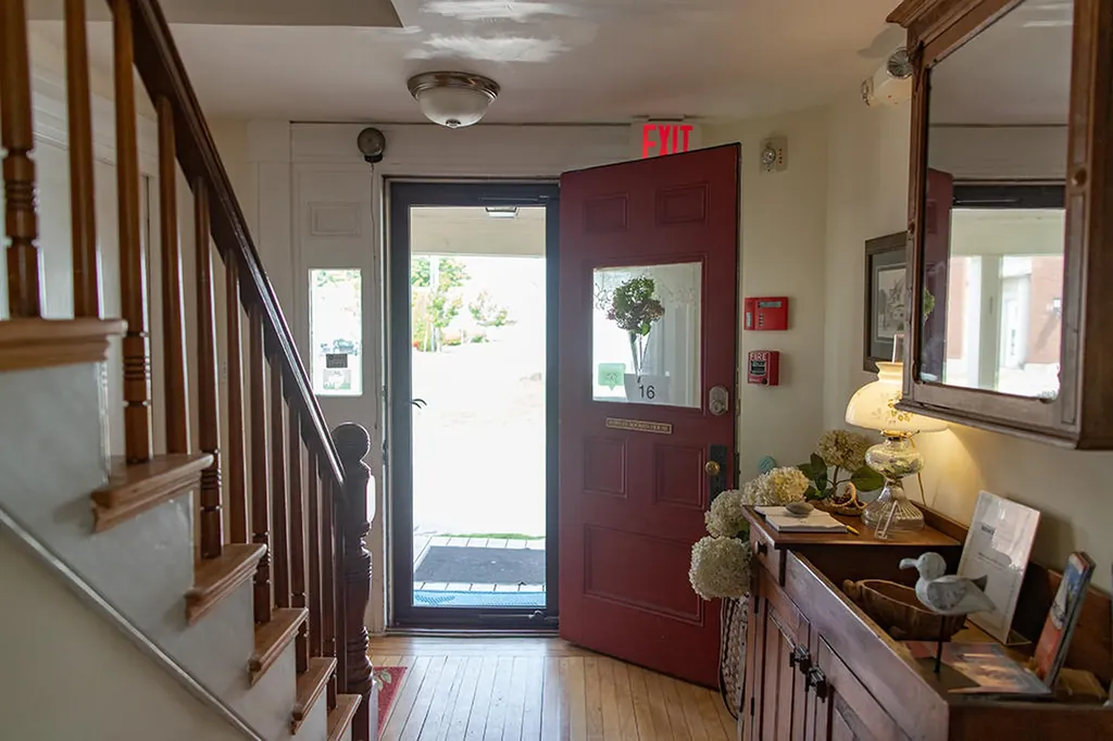16 Pleasant Street Rockland ME 04841