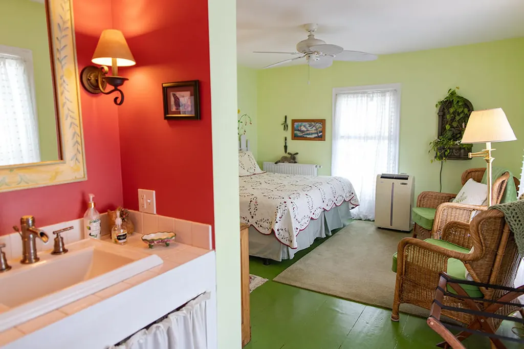 16 Pleasant Street Rockland ME 04841
