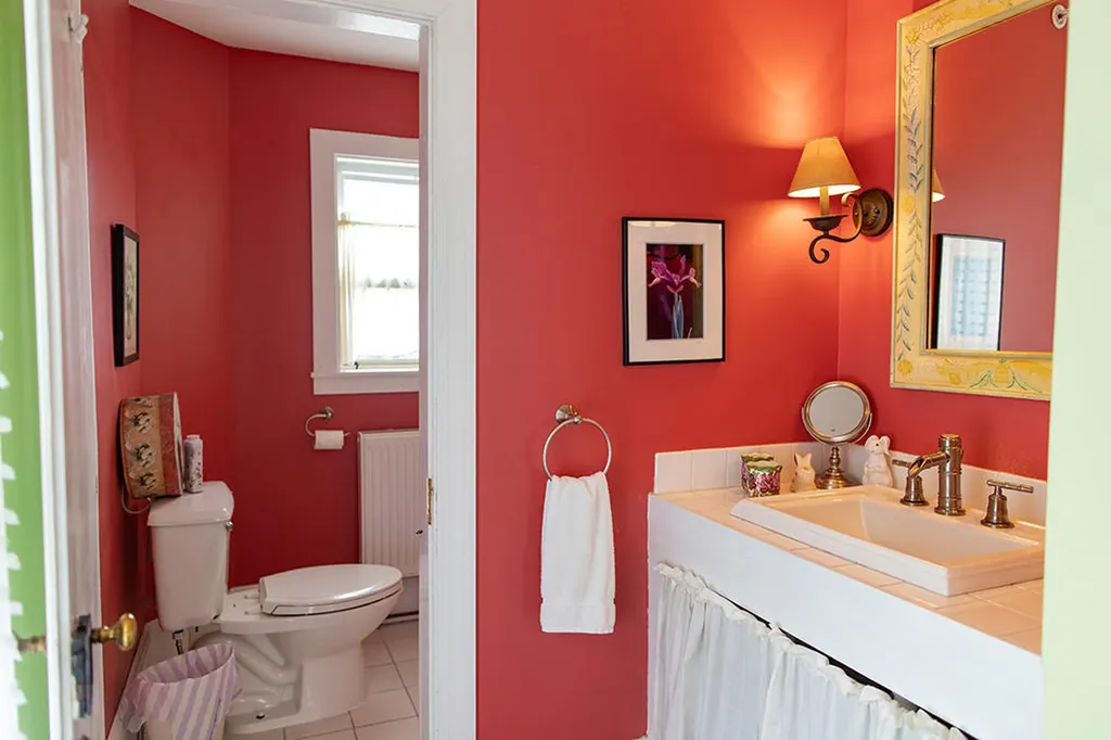 16 Pleasant Street Rockland ME 04841