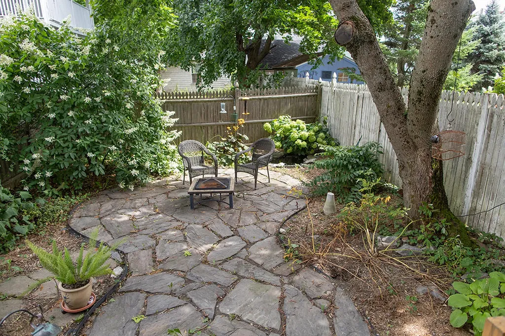 16 Pleasant Street Rockland ME 04841