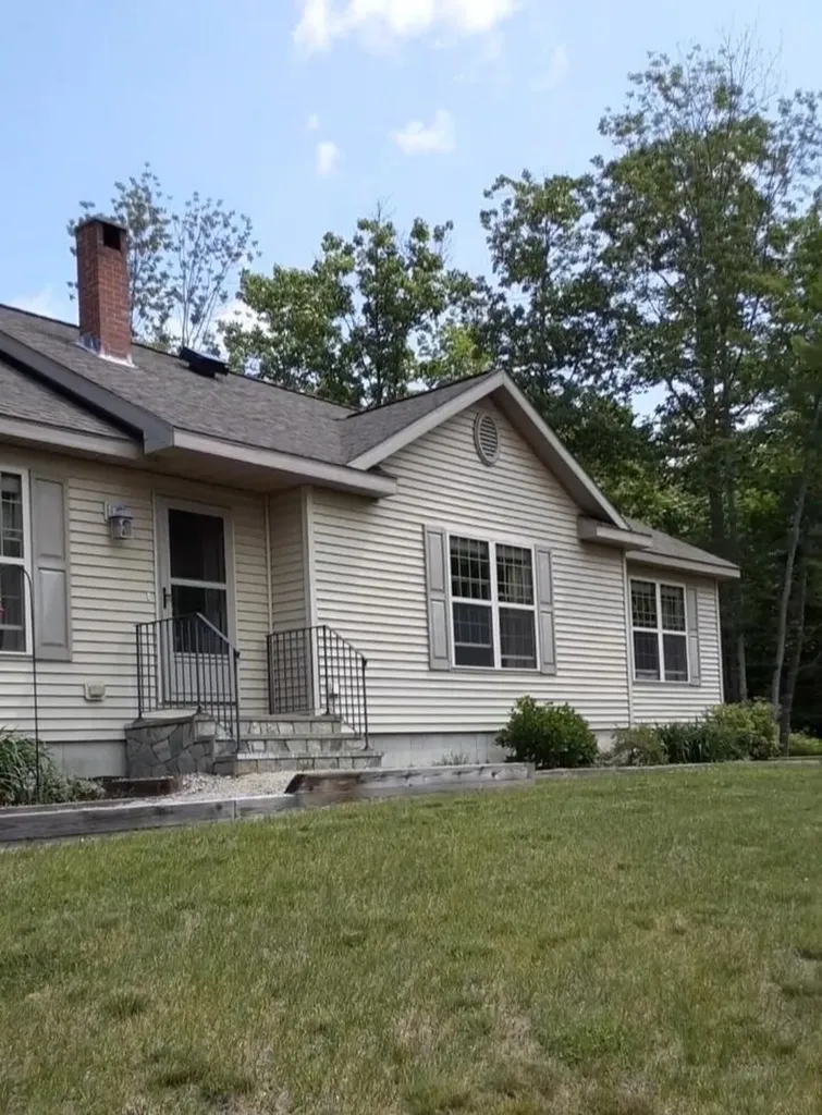 1121 Ossipee Trail Porter ME 04068