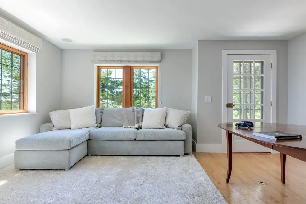125 Peabody Drive Mount Desert ME 04662