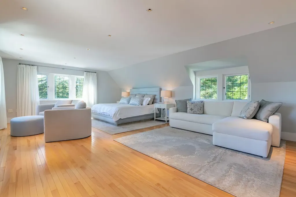 125 Peabody Drive Mount Desert ME 04662