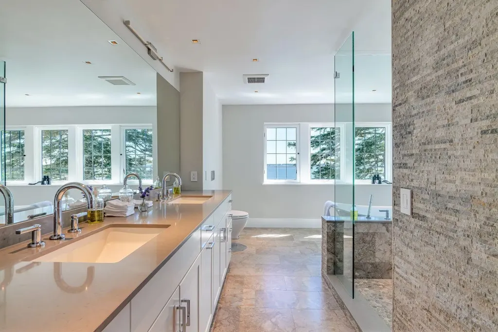 125 Peabody Drive Mount Desert ME 04662