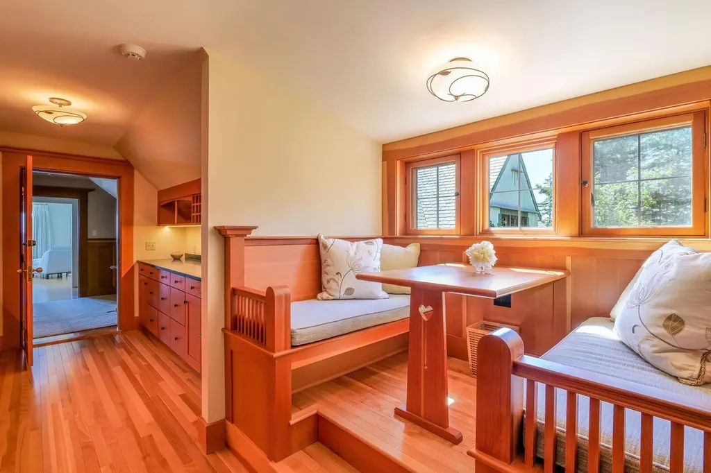 125 Peabody Drive Mount Desert ME 04662