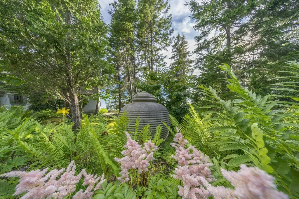 125 Peabody Drive Mount Desert ME 04662