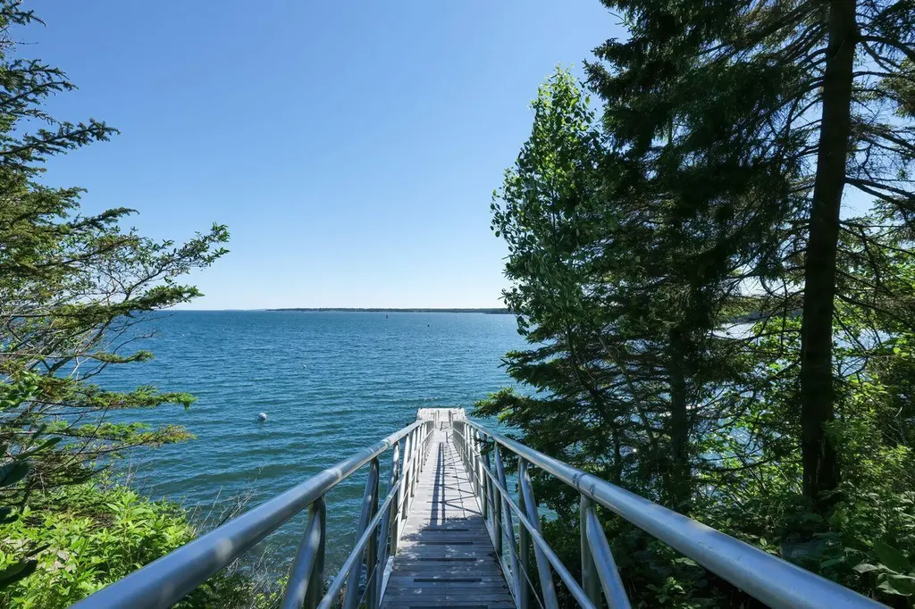 125 Peabody Drive Mount Desert ME 04662