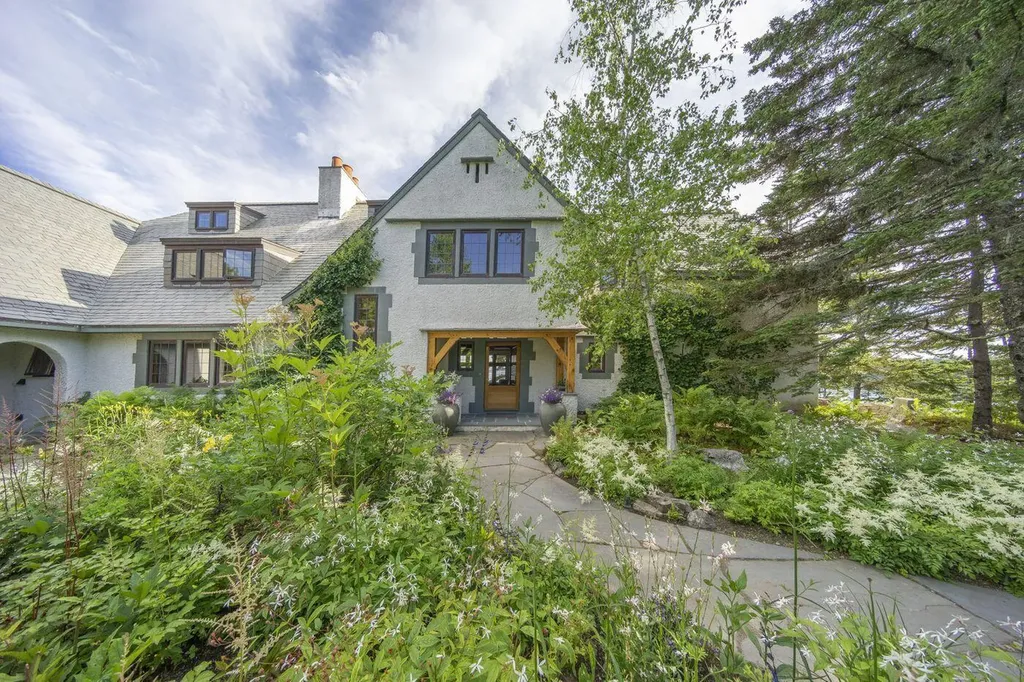 125 Peabody Drive Mount Desert ME 04662