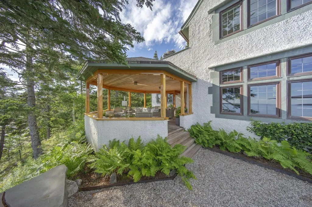 125 Peabody Drive Mount Desert ME 04662