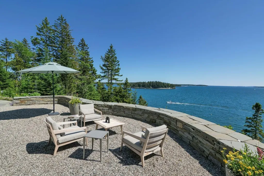 125 Peabody Drive Mount Desert ME 04662
