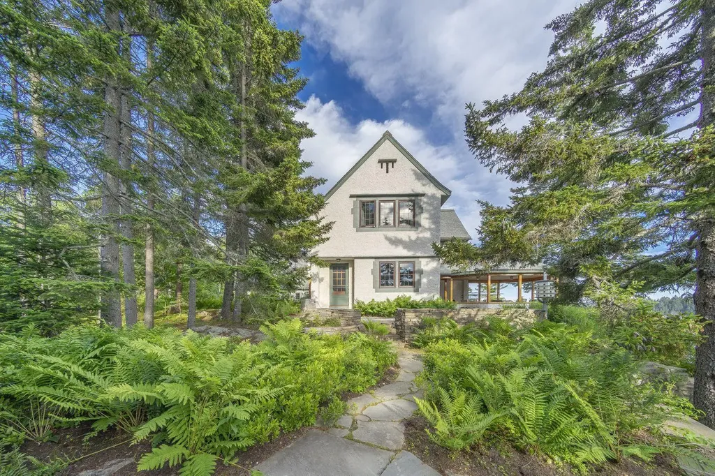 125 Peabody Drive Mount Desert ME 04662
