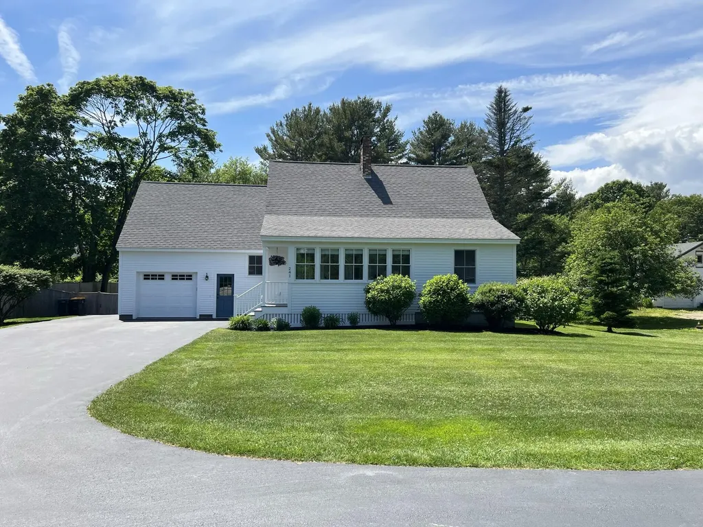 241 Black Point Road Scarborough ME 04074