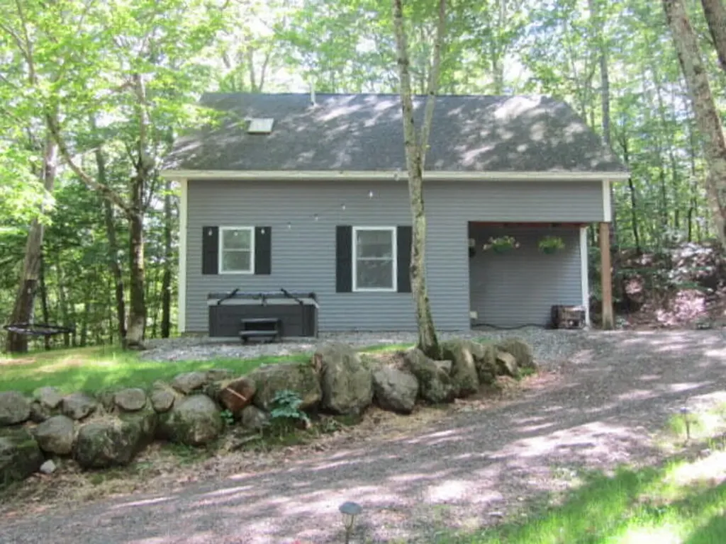 52 Andrews Road Sumner ME 04292