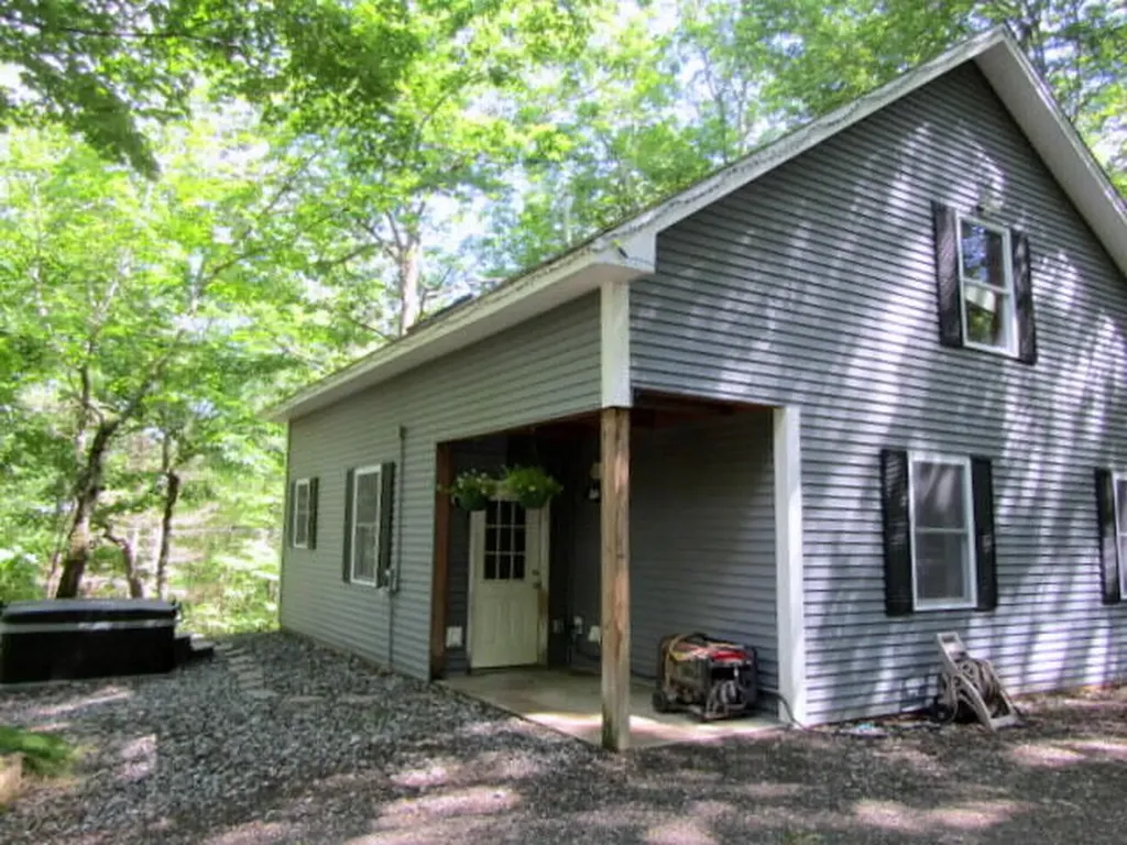 52 Andrews Road Sumner ME 04292