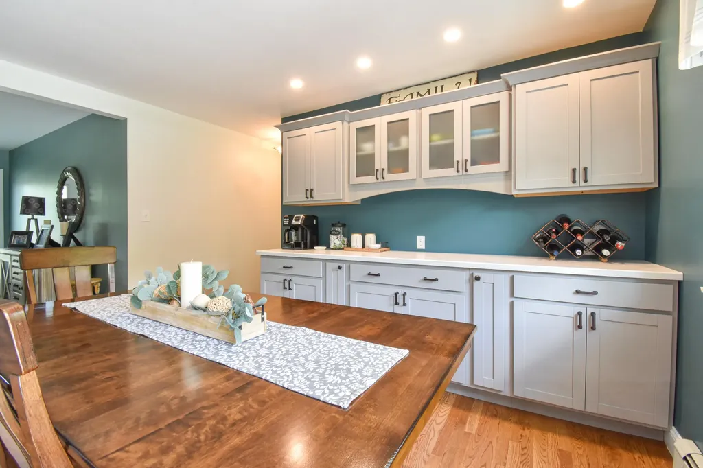332 Lewiston Road Topsham ME 04086