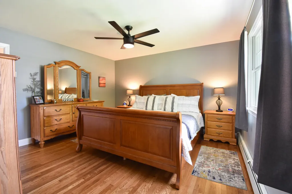 332 Lewiston Road Topsham ME 04086