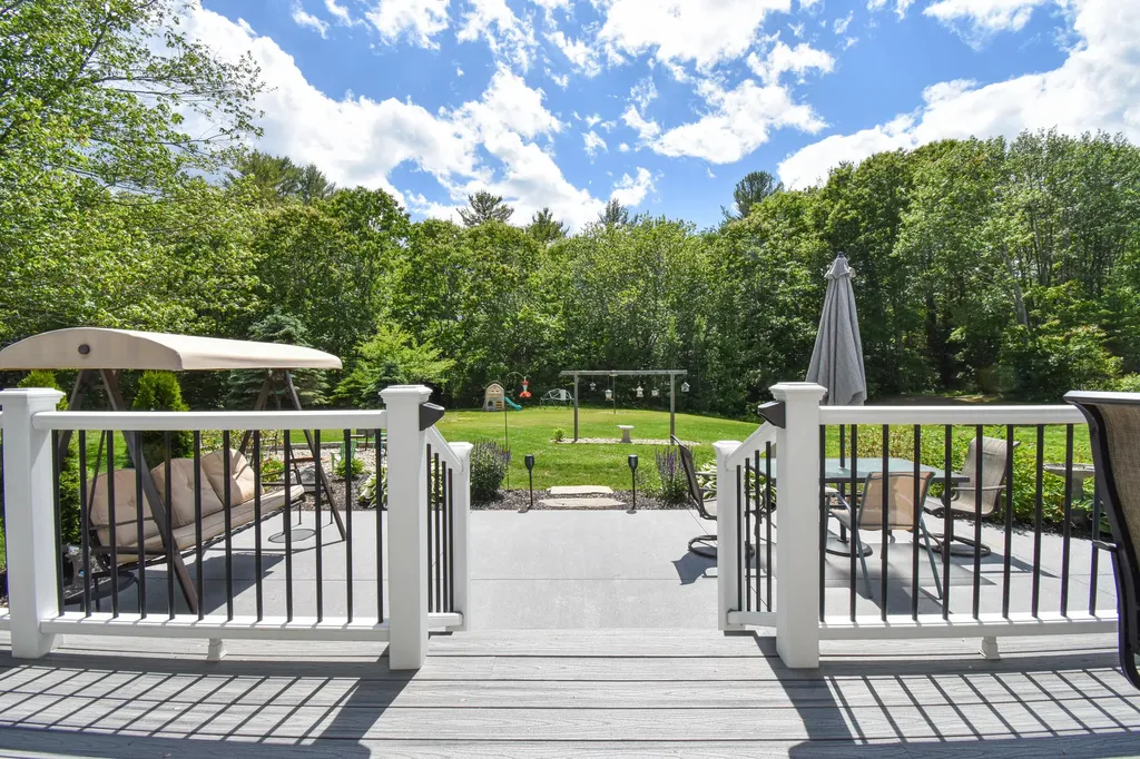 332 Lewiston Road Topsham ME 04086