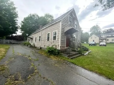24 Spruce Street Gardiner ME 04345