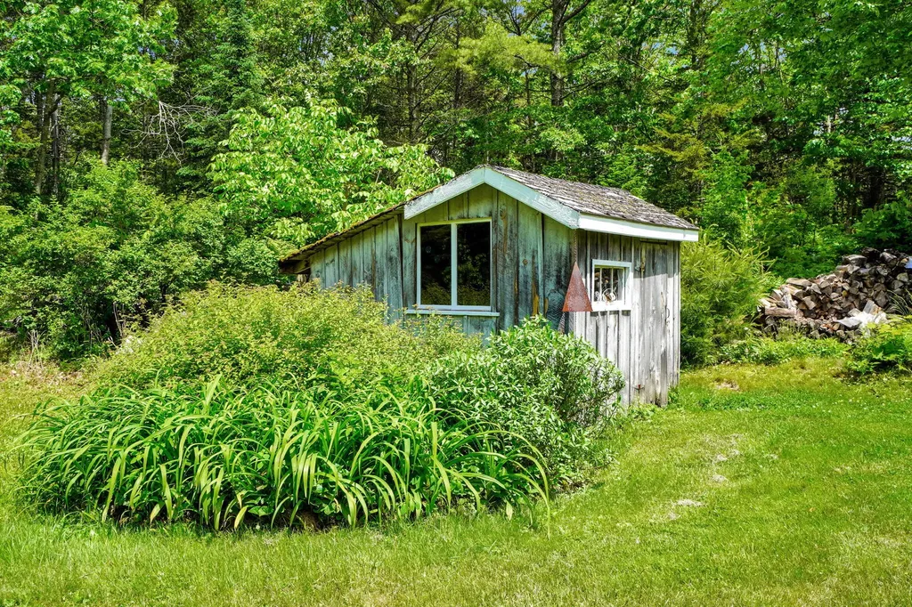 82 Flying Point Road Freeport ME 04032
