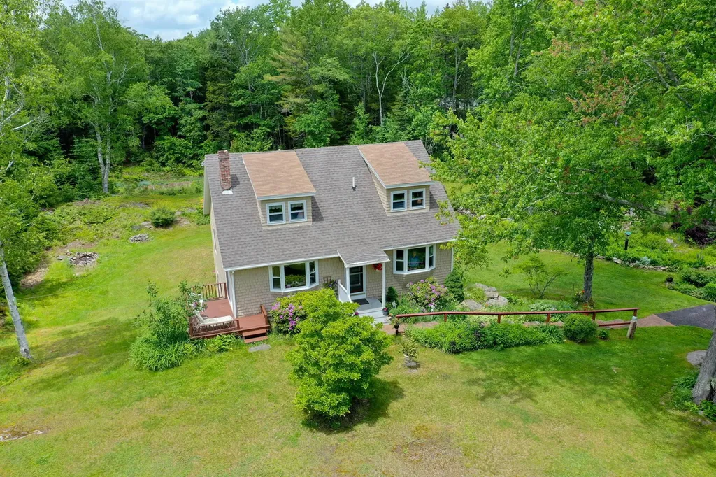 82 Flying Point Road Freeport ME 04032