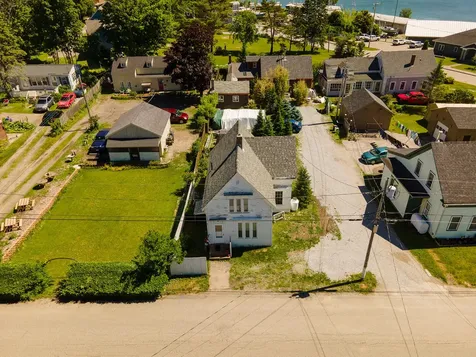 11 Trinity Street Rockland ME 04841