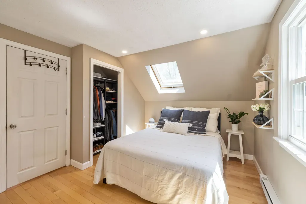 32 Woodside Drive Kennebunk ME 04043