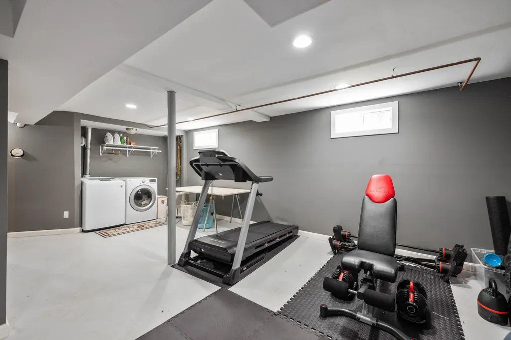 32 Woodside Drive Kennebunk ME 04043