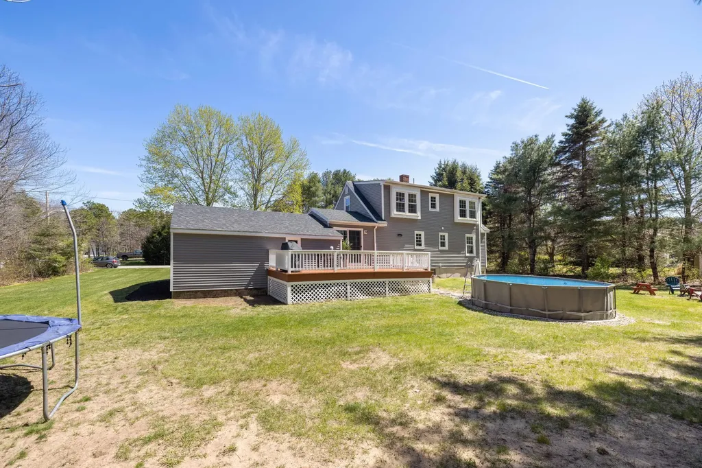 32 Woodside Drive Kennebunk ME 04043
