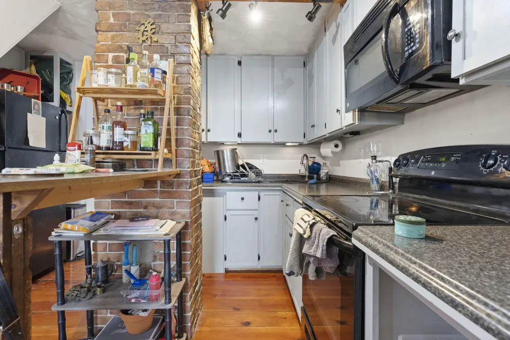 46 Bramhall Street Portland ME 04102