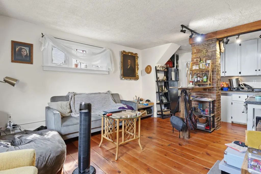 46 Bramhall Street Portland ME 04102