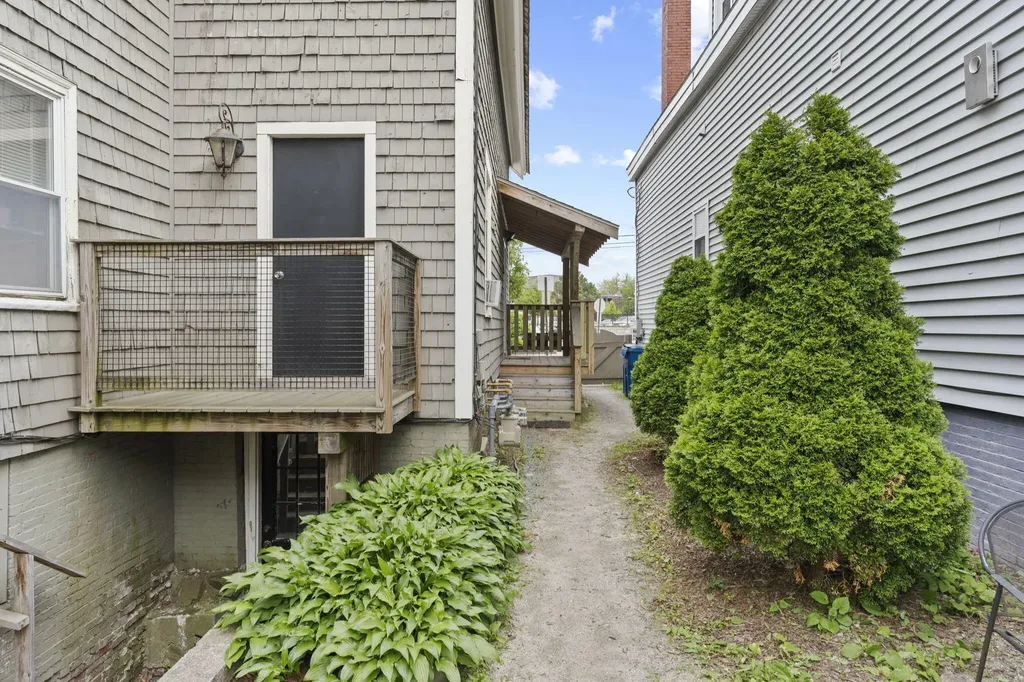 46 Bramhall Street Portland ME 04102
