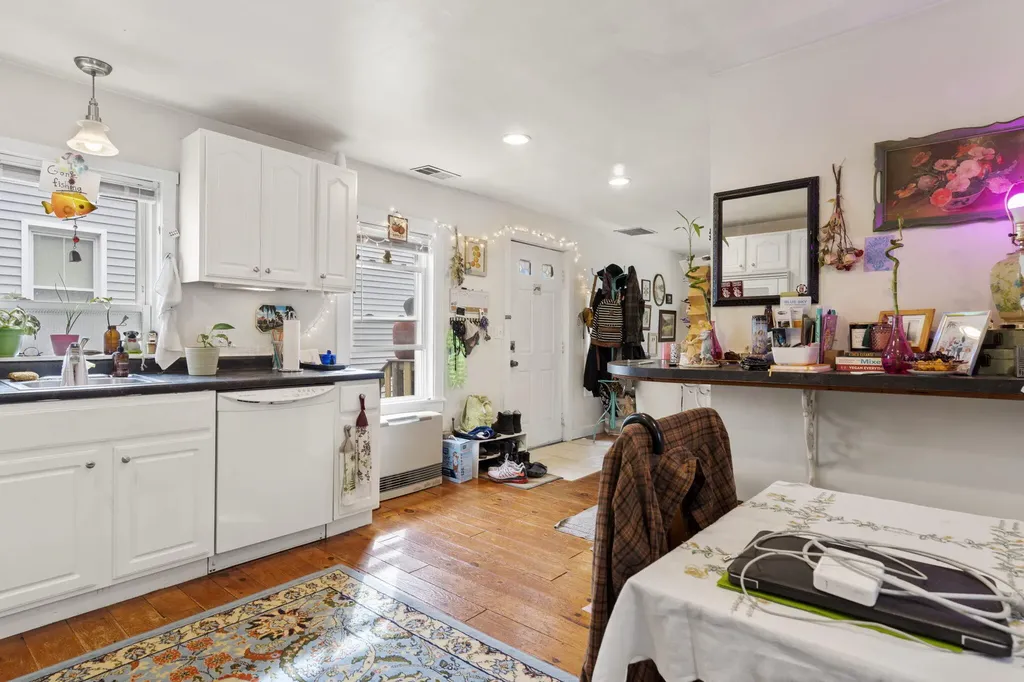 46 Bramhall Street Portland ME 04102