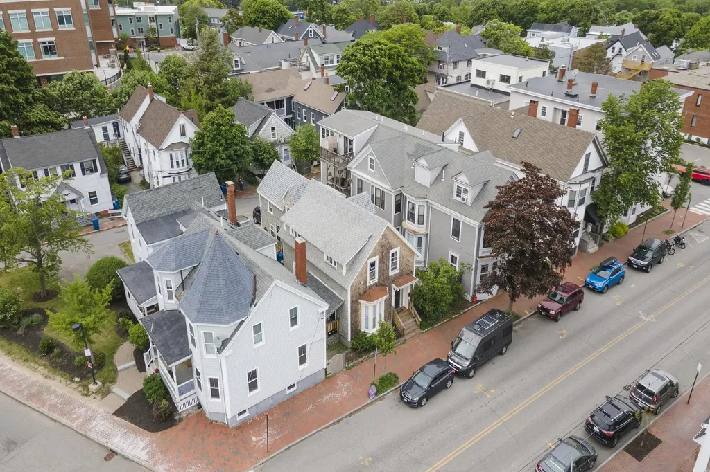 46 Bramhall Street Portland ME 04102
