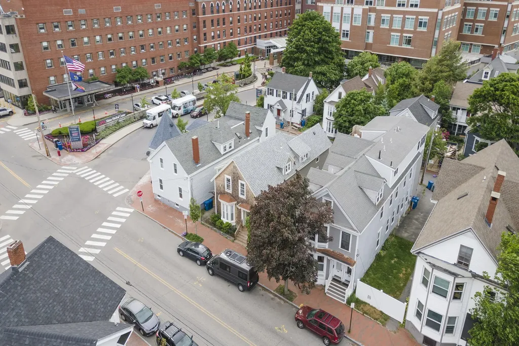 46 Bramhall Street Portland ME 04102