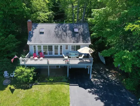 129 Memorial Drive Winthrop ME 04364