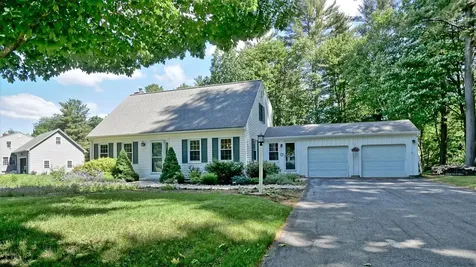 18 Country Charm Road Cumberland ME 04021