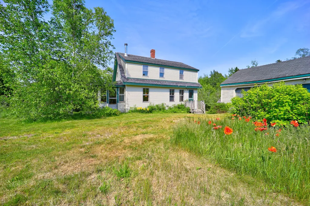 831 Reach Road Brooklin ME 04616