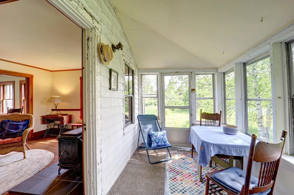 831 Reach Road Brooklin ME 04616