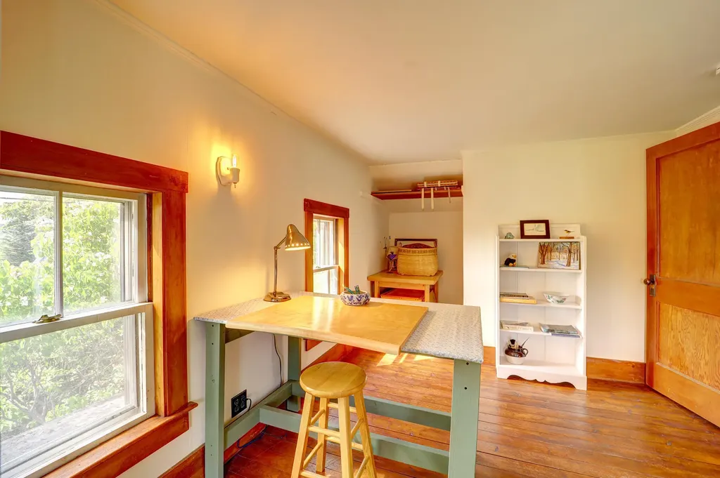 831 Reach Road Brooklin ME 04616