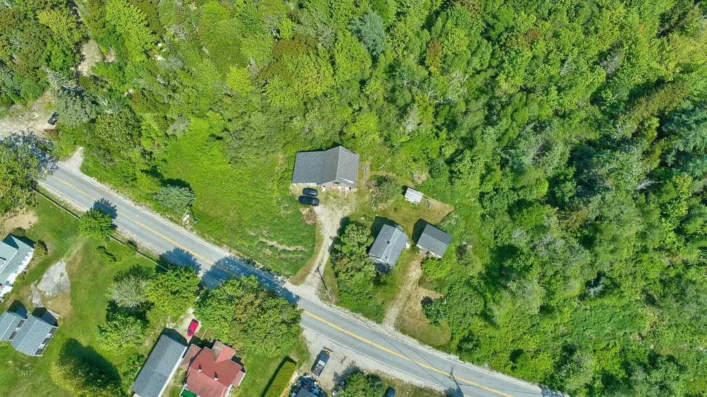 831 Reach Road Brooklin ME 04616